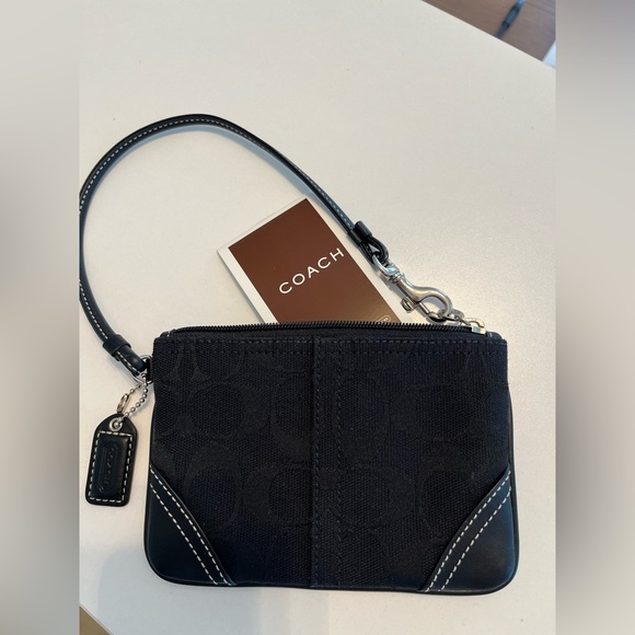 Coach Black Signature Wristlet - Picture 1 of 7